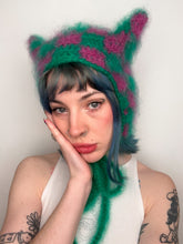 Load image into Gallery viewer, Chequered Kitty Bonnet PDF Pattern