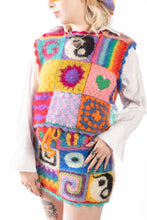 Load image into Gallery viewer, Fluffy Patchwork Vest L/XL
