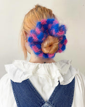 Load image into Gallery viewer, Fluffy Checkered Scrunchie Pink&Blue