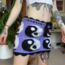 Load image into Gallery viewer, ⭐️SALE⭐️Yin Yang Skirt XS/S
