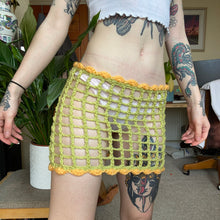 Load image into Gallery viewer, ⭐️SALE⭐️Green Netted Tube Top / Skirt XS
